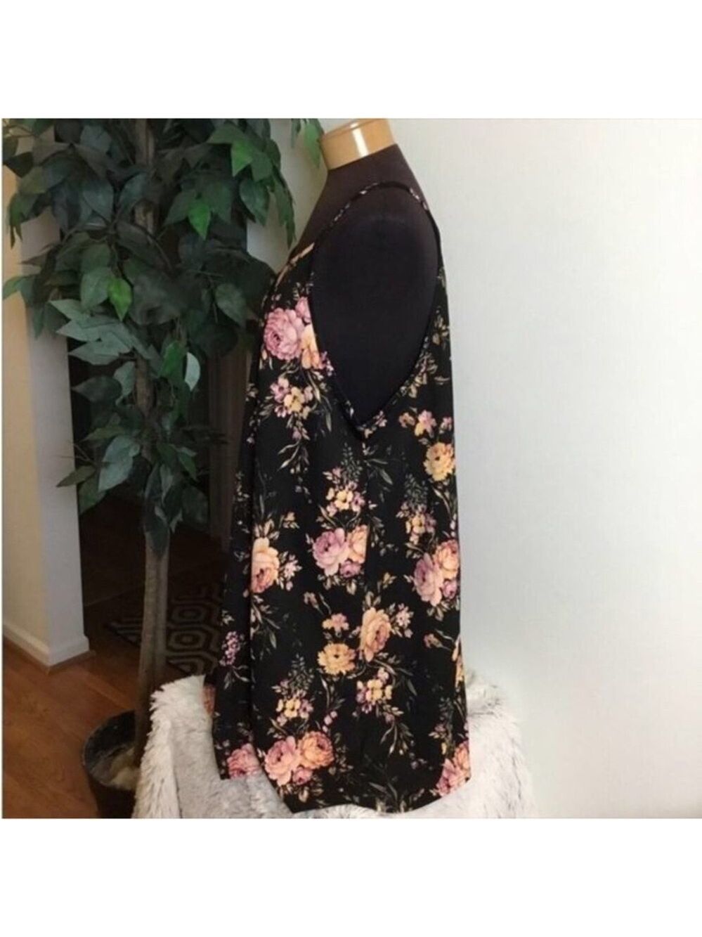 Wallflower dress and cardigan combo Woman’s plus size 3X floral dress - Picture 8 of 11